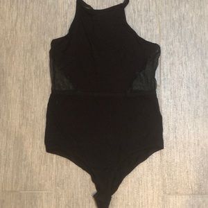Tahari New NW intimates S with sheer sides